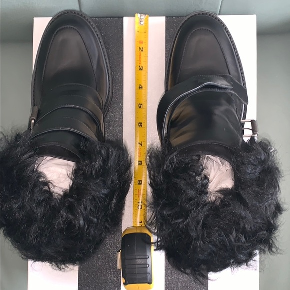 Aquazzura  Ryan Lug-Sole Shearling Buckle Boots - Picture 15 of 15